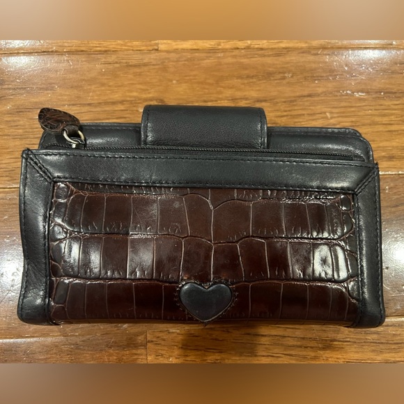 Brighton Leather Crocodile Embossed Vintage Checkbook Clutch Wallet - Picture 3 of 8